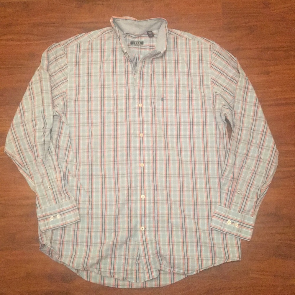 Men’s Izod button down Large
